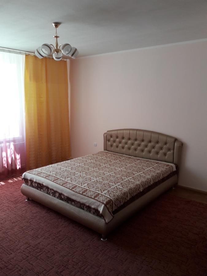 Apartment in the city center Tscherkassy Exterior foto